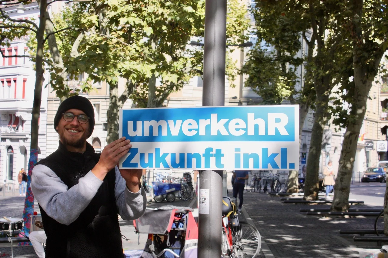 umverkehR statt Parkplatz auf dem Zähringerplatz in Zürich am PARK(ing) Day 2019