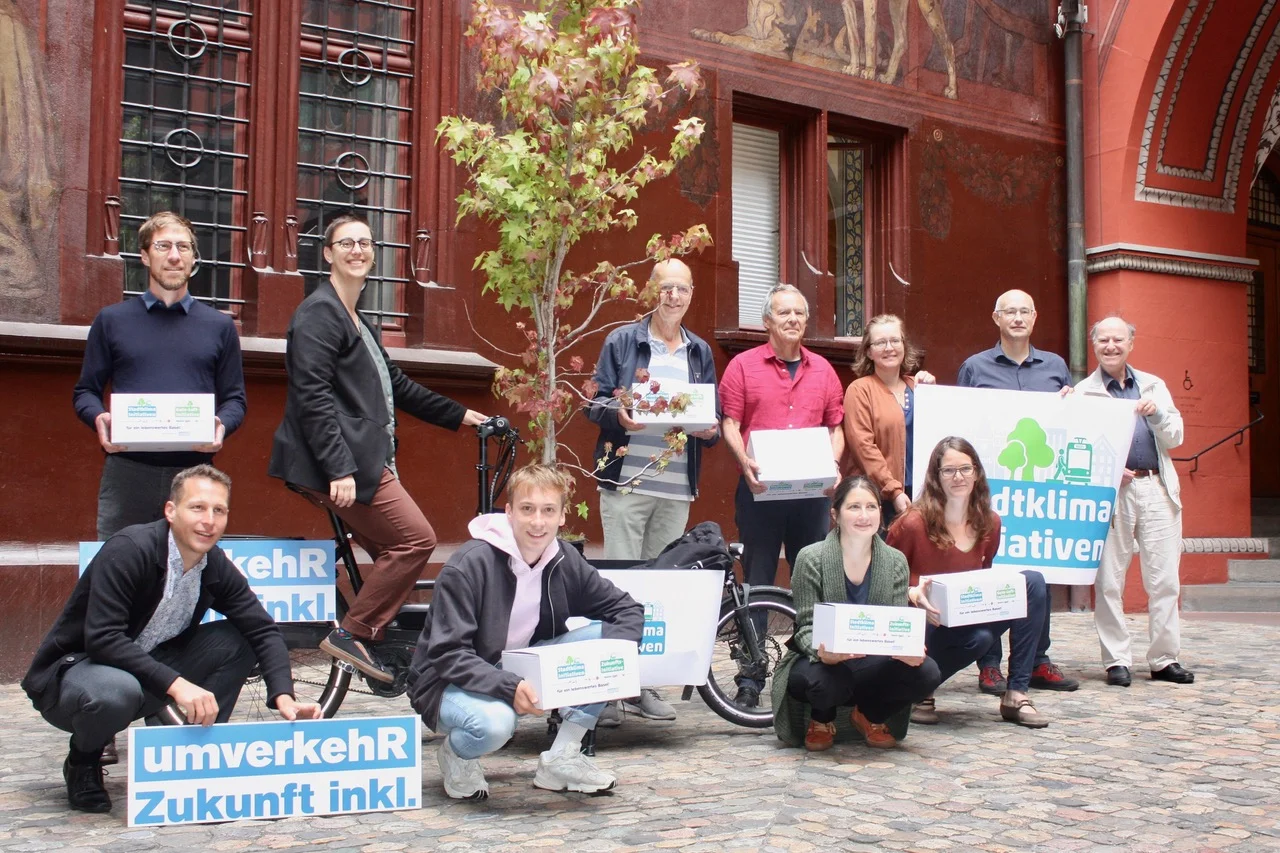 Einreichung der Stadtklima-Initiativen in Basel