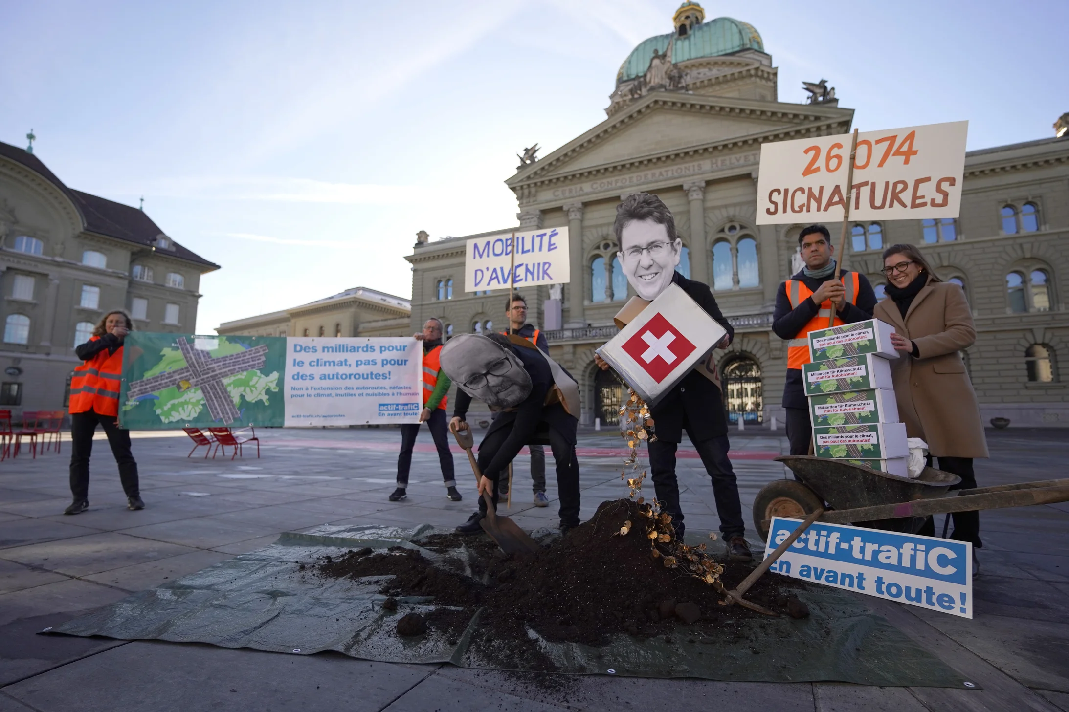 pétition «Des milliards pour le climat, pas pour des autoroutes!»