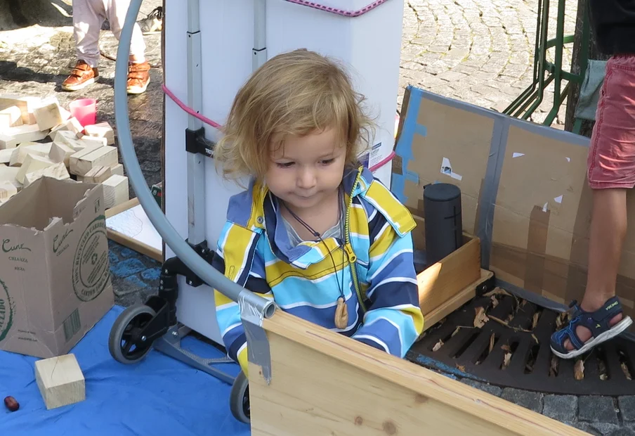 Chugelibahn statt Parkplatz - von Richard und Freunden am PARK(ing) Day 2020 in Sarnen