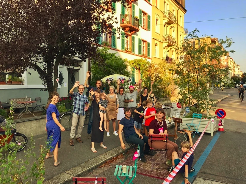  Platz Da statt Mazda! von Alexander und Freunden an der Hegenheimerstrasse am PARK(ing) Day 2020 in Basel