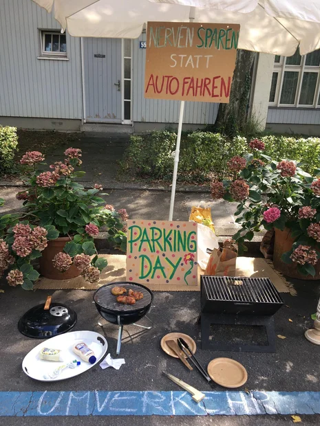 PARK(ing) Day 2021, Zürich, Brahmsstrasse, Quartiertreff mit Grill